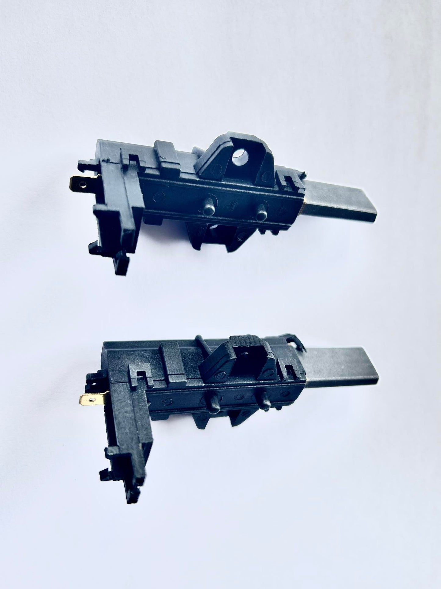 1 pair carbon brushes for Haier Electrolux Simpson Westinghouse Welling Washing Machine