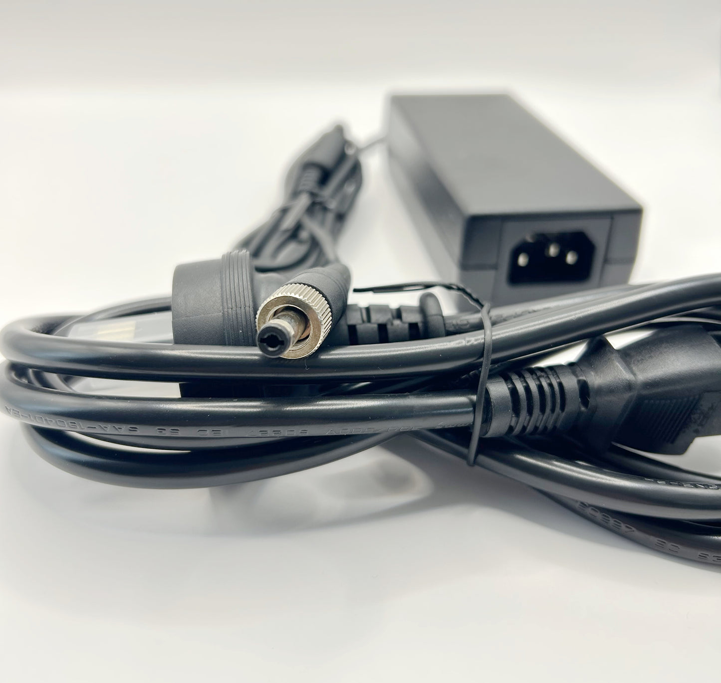 Genuine Delta M12 AC-DC5.5 12V 4.16A 50W Power adeptor with cable