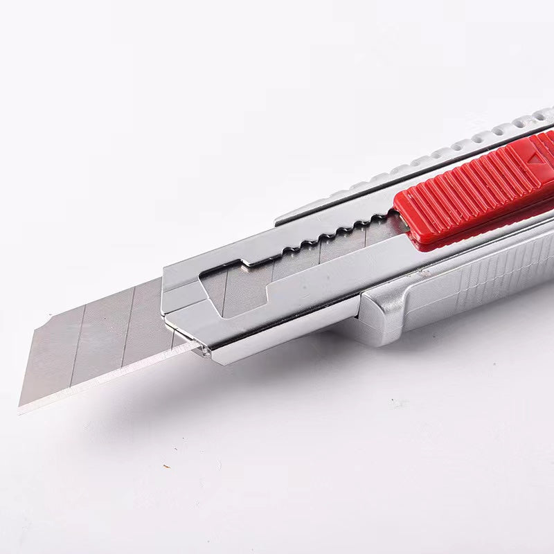 Heavy-duty Screw Lock Cutter Knife with 5 Snap-Off Blades